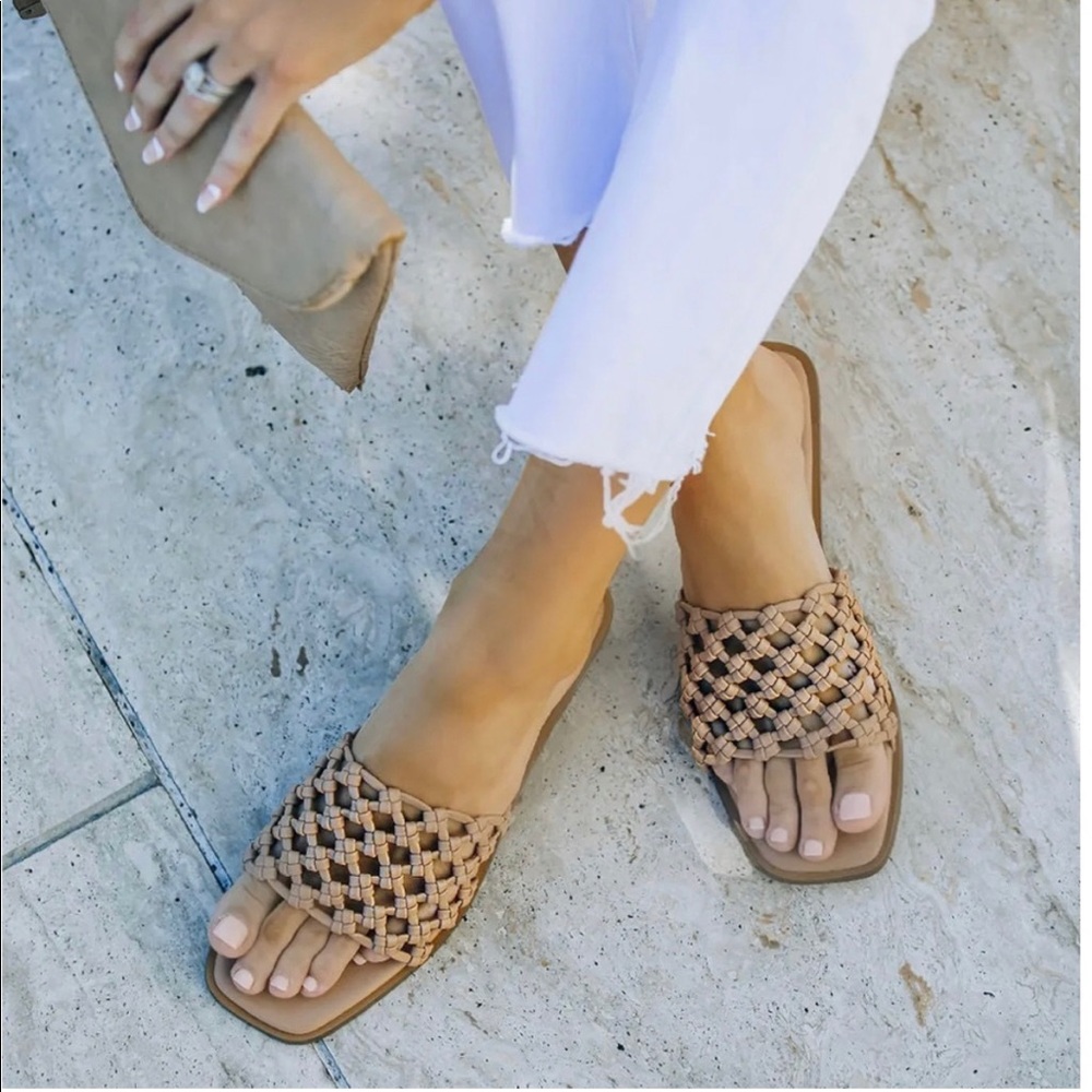 Vici Fey sandal